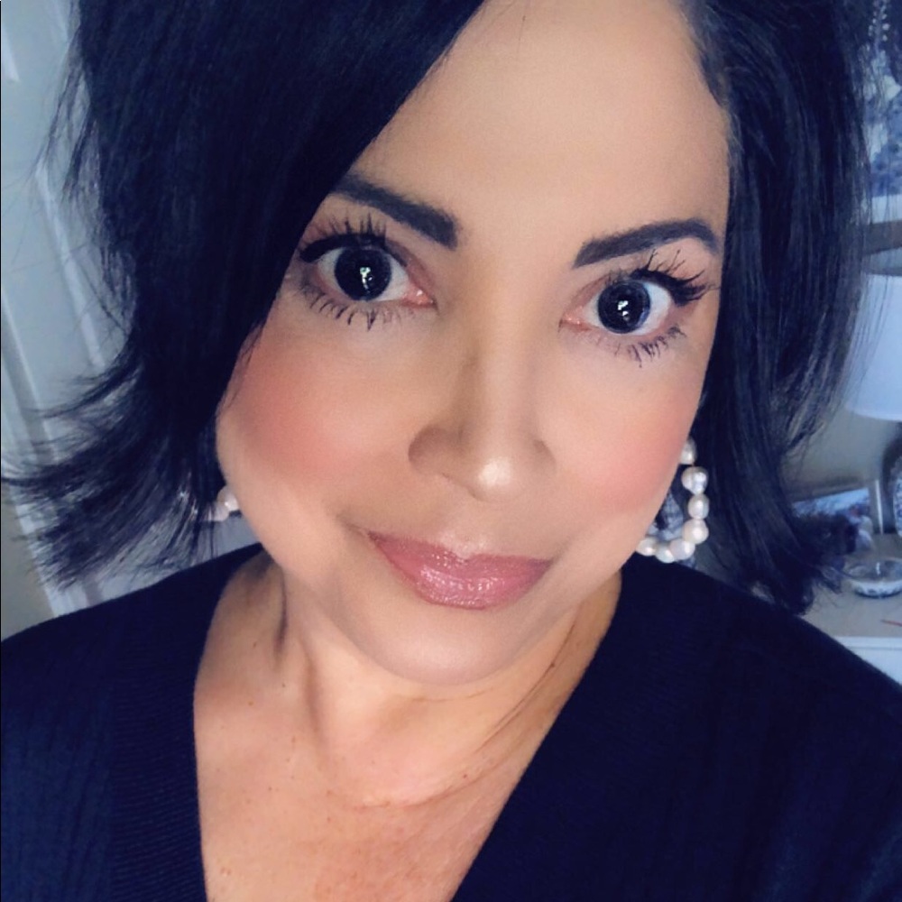 Meet your Posher, Jacqueline